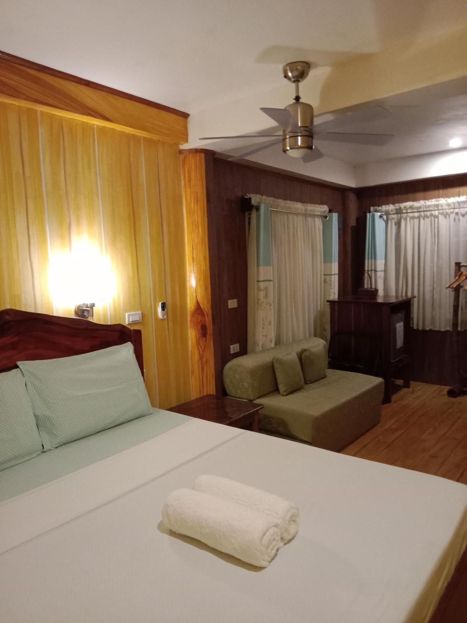 Coral Cay Resort, Inc. Siquijor Zimmer foto